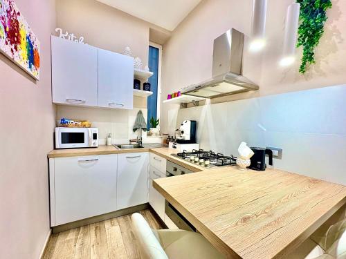 Mr White's House Apartment photo 11