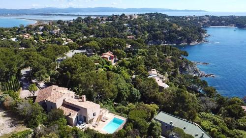 Villa La Sarrazine - Port du Niel - Vue Mer