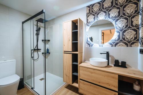 Apartamento Boutique con Balcones en Alfalfa