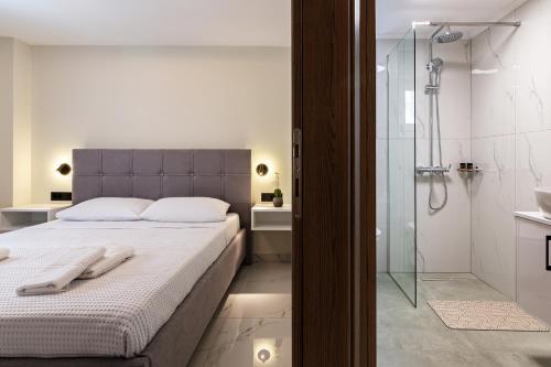 Peonia Apartment II Modern Stay with Balcony Near Old Town