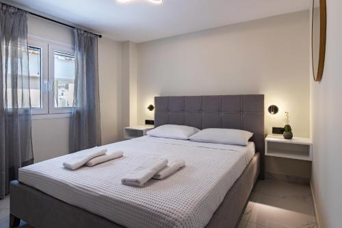 Peonia Apartment II Modern Stay with Balcony Near Old Town