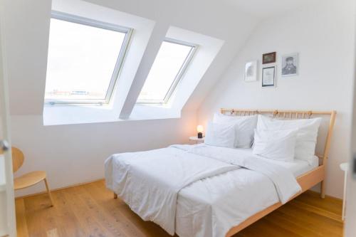 Two leveled Penthouse by Schonbrunn