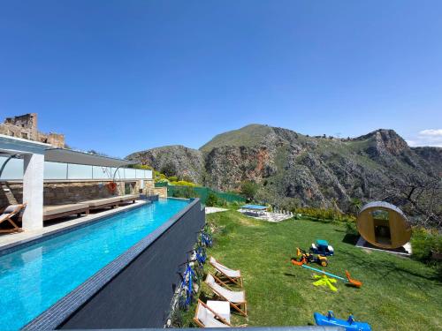 Villa Rokka Luxe - Private Heated Pool, Hot Tub, Sauna, and more