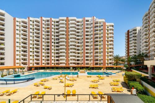 Praia da Rocha, Clube Praia da Rocha, Bloco I, WIFI Gratuito, Ar Condicionado, by IG