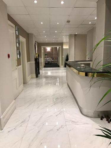 Lobi atau kawasan kaunter penerimaan di The Mount Rooms