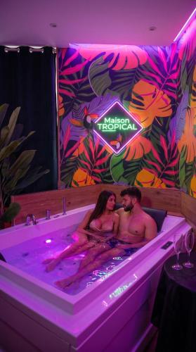 Suite Maison Tropical - Luxury Apartment con Jacuzzi - Bari Centro photo 17