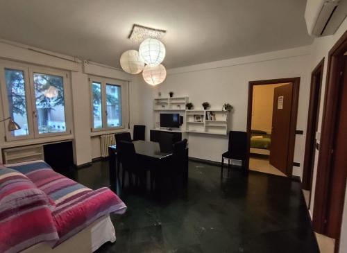 La corte in fiera - Milano