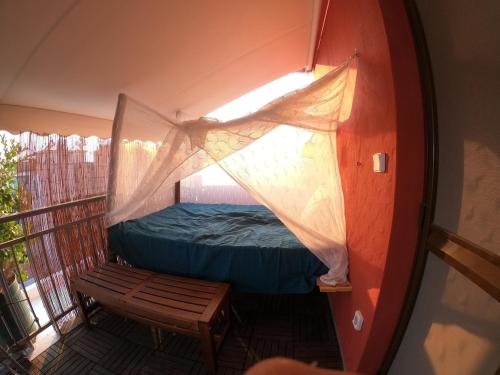 Cozy Terrace Acropolis view!