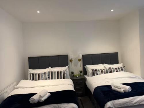 Principality stadium luxury apartment free parking photo 10