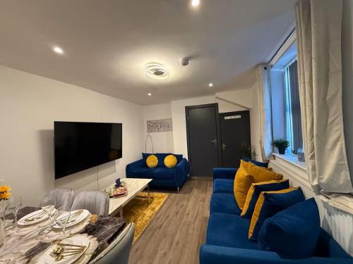 Principality stadium luxury apartment free parking photo 6