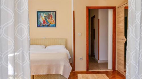 Madonna Guest House