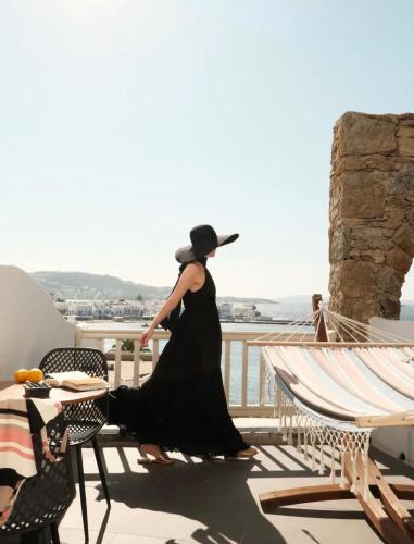 Yalos Hotel Sunset view Mykonos town private rooms