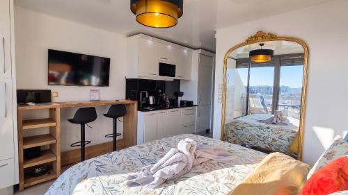 CapSexy Heliopolis Sea View Naturist Village
