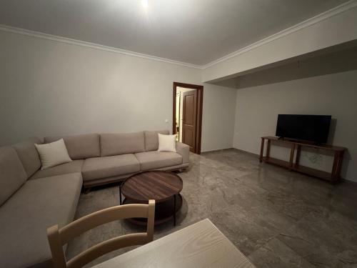 Vardania Smart Stay