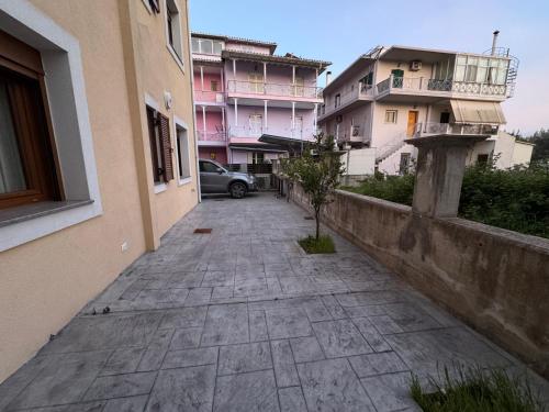 Vardania Smart Stay