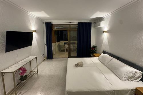 First Line beach hotel Apartment in Fuengirola