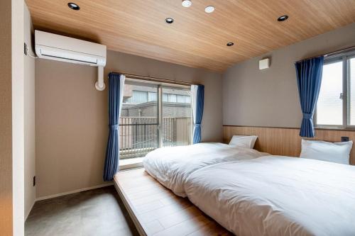 yotuya Arakicho-cho Residence Spacious 3BR Home Near Shinjuku for Families & Groups up to 8 Guests