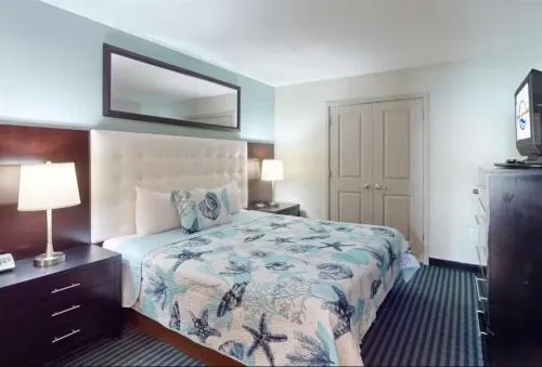 Modern Decor Stunning Ocean View Condo Sleeps 8 photo 48