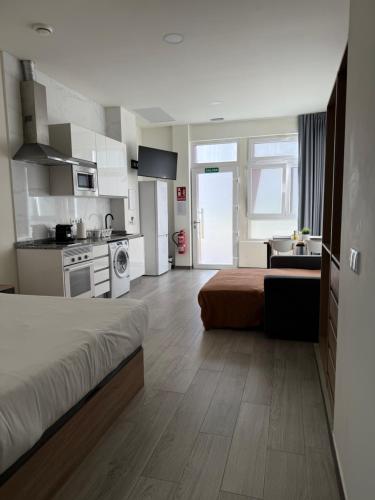 Blanco Flats, Valencia Beach & Marina