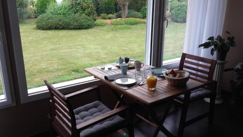 Κήπος έξω από το Villa Kernéhan