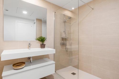 Blue Bay Premium 3bed Apartment in Estepona