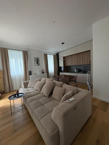 Central nude oasis 2