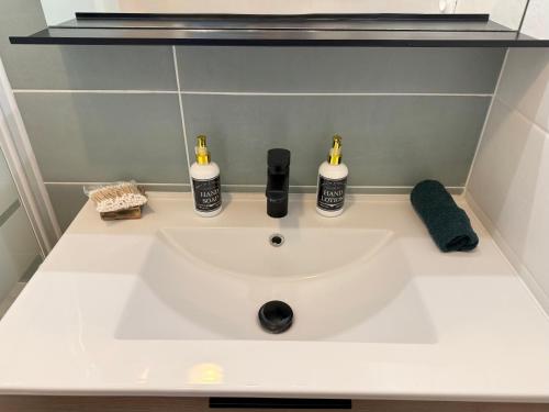 Between lake and ocean - Apartment with pool, terrace, wifi photo 3