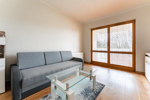 Brzeźno Coastal Comfort Apartment by BookingHost