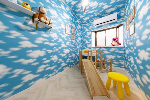 t-house