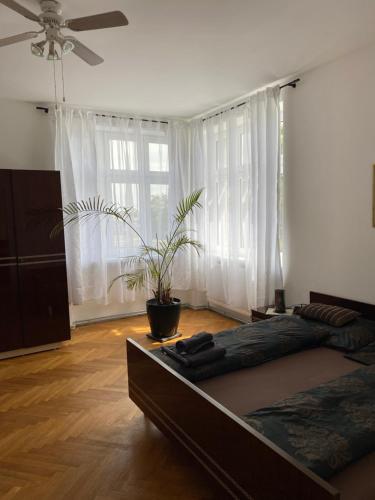 Honiger Historic Townhouse Vienna City Center 12min - Airport 11min