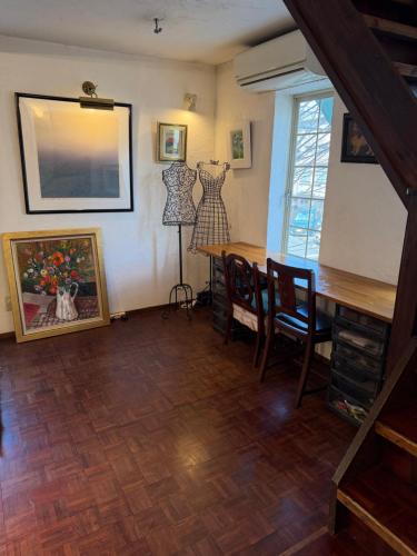 The Art House gallery P