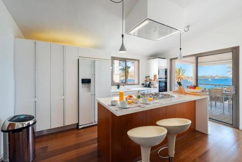 Can Mir - Frontline, Large Balcony & Sea View