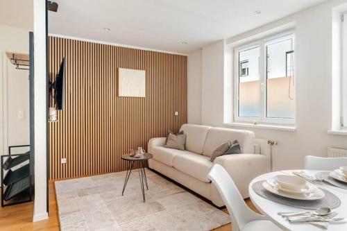 Modernes Studio Wien 18 , 3 Min zur U6, privater Eingang & Ruhe