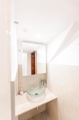 Colonial Stone Apartment