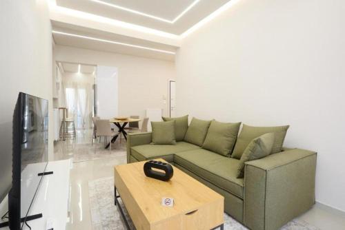 Nela's Flat - near Marina Zeas