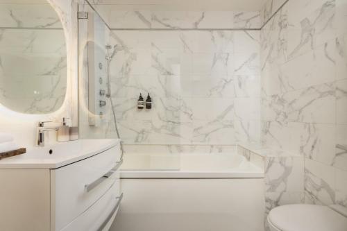 Champs Elysees Fancy Home 2BDR 6PPL