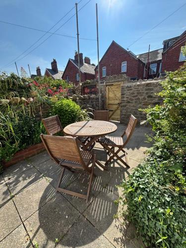 TAFFS MEAD HOUSE Central City Location, nr Stadium, Family Friendly! photo 7