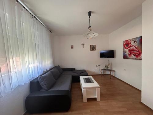 Apartment Ivan by El-Pi Tours