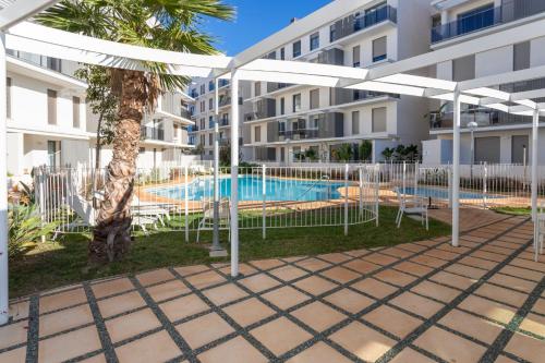 Marina Real III, 1 Dormitorio by Bookindenia