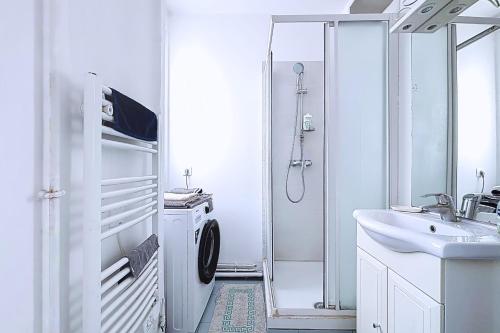 Cosy flat near La Villette