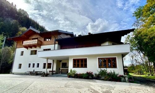 Jugendhotel Loifarngut