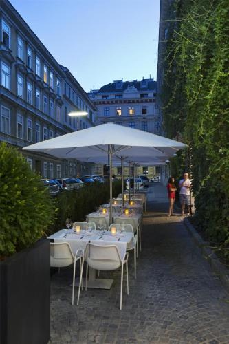 The Harmonie Vienna, BW Premier Collection — Property building