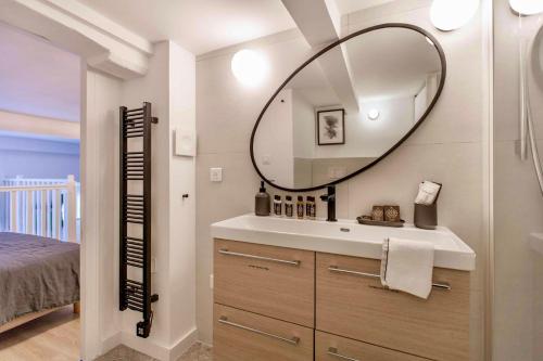 SUEDE PROMENADE Duplex apartment at 1 min from the sea 2 bathrooms