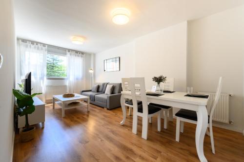SAQU312C - Amplio piso de 1 dormitorio en Tetuán, Madrid - Alquiler temporal