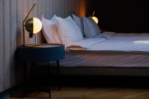 Lion's Castle Hotel — Bedroom