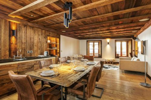 Maison du Roi Spacious Family Apartment in Chamonix Center photo 16