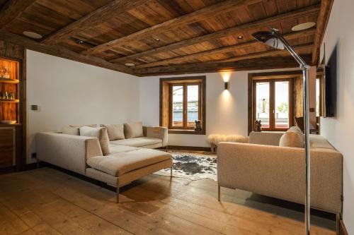 Maison du Roi Spacious Family Apartment in Chamonix Center photo 11