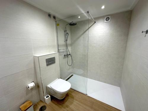 Apartment with Swimming-pool photo 24