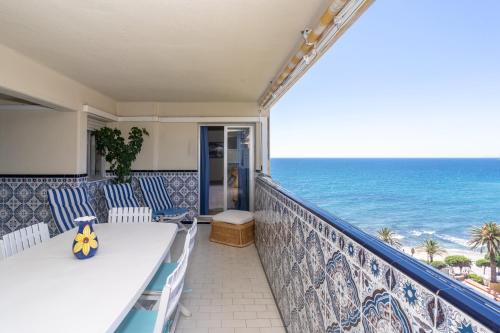 Apartment with Swimming-pool photo 17