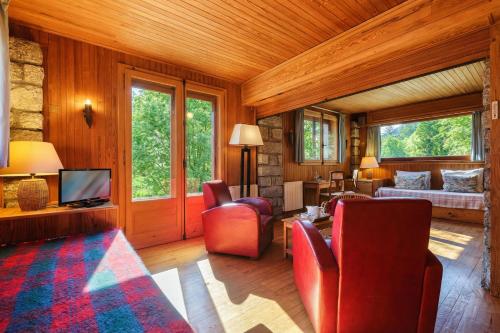 Petit Chalet Des Moussoux in Chamonix | Mont Blanc View & Garden - Happy Rentals photo 12